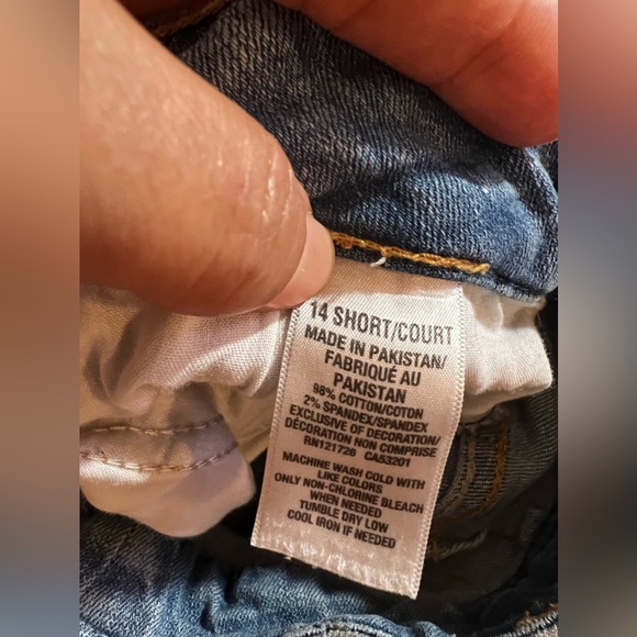 Aeropostale  Women Skinny Crop Distressed Light Vintage jeans Size 14 prewashed - Picture 15 of 16